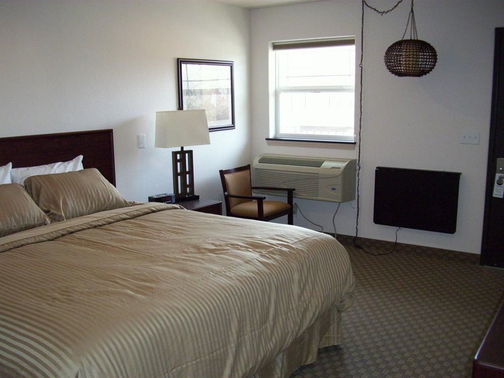 Price Pointe Inn 워키쇼 외부 사진