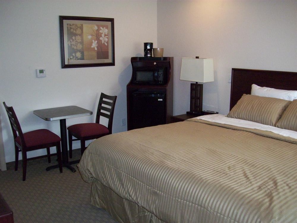 Price Pointe Inn 워키쇼 외부 사진