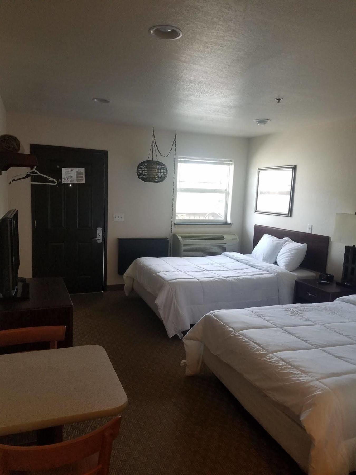 Price Pointe Inn 워키쇼 외부 사진