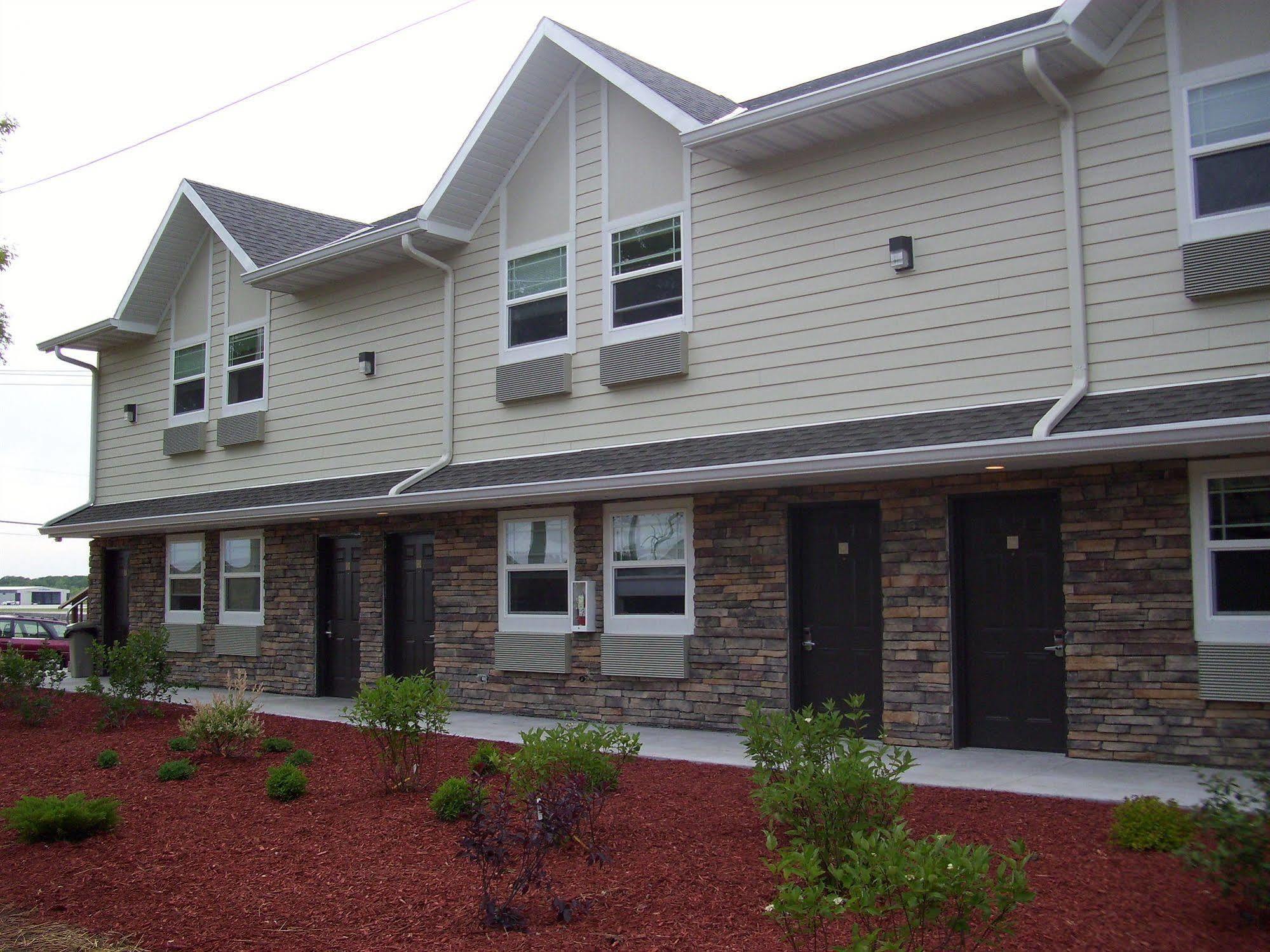 Price Pointe Inn 워키쇼 외부 사진