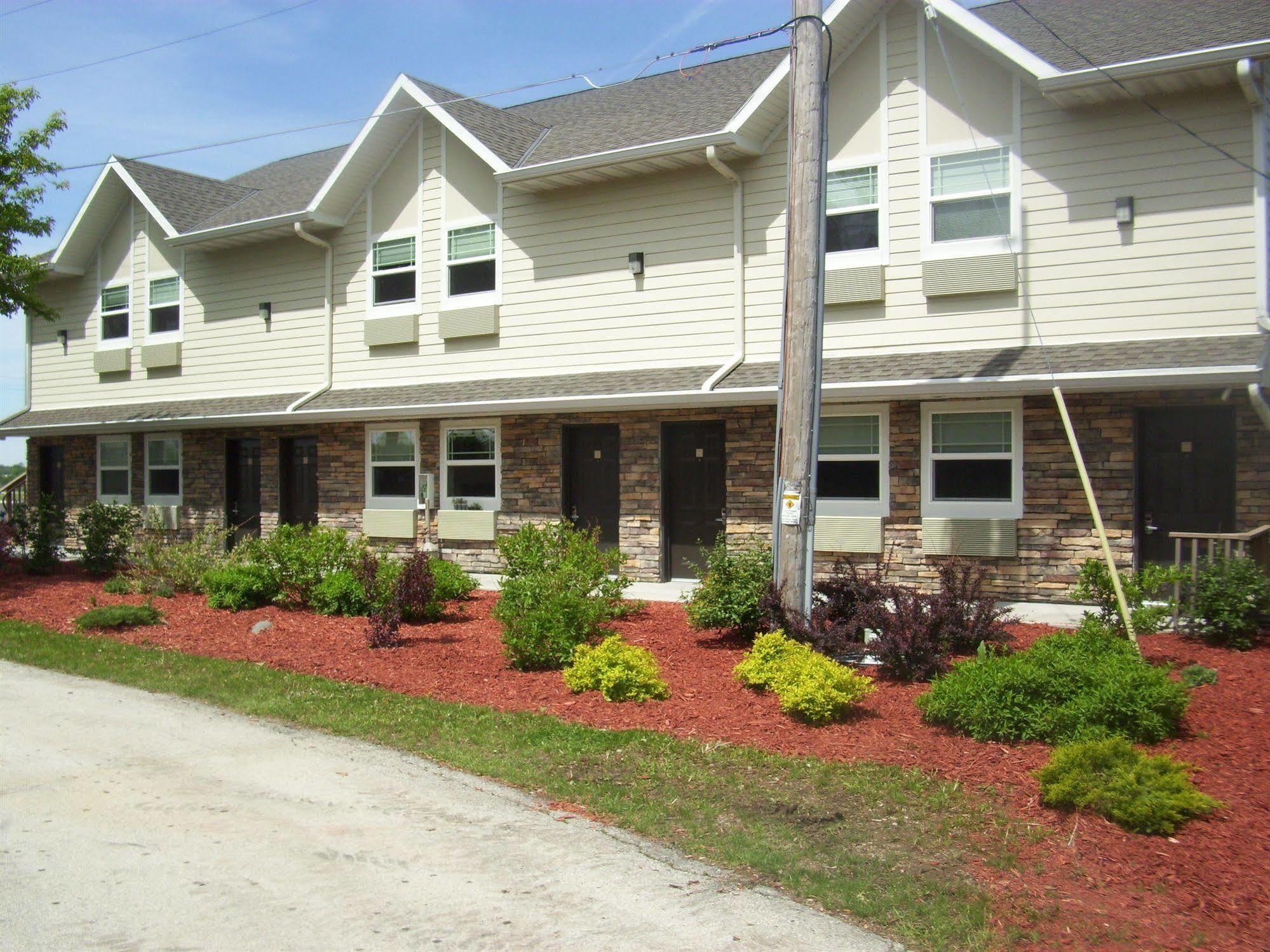 Price Pointe Inn 워키쇼 외부 사진